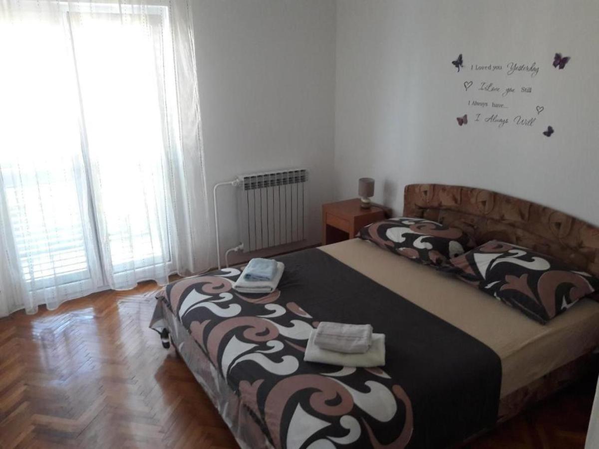 Apartments Amalia 扎达尔 外观 照片